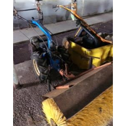 Brugte 2 Hjulede Traktorer med redskaber fra 4.000,- 