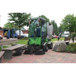 Nilfisk-Egholm feje- sugeanlg